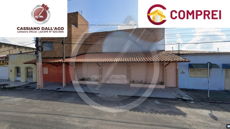Prédio comercial, nº 43, com dois pavimentos, edificado em um terreno com uma área de 452,00m², situado à Rua 15 de agosto, Centro, Arapiraca-AL