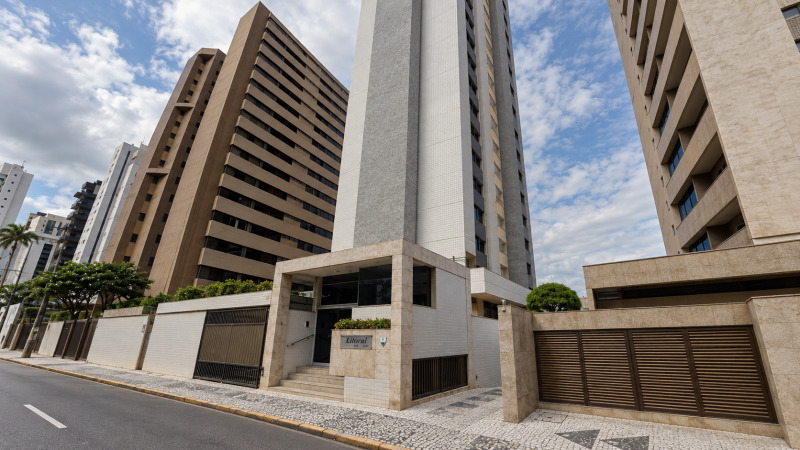 Apartamento com 4 quartos no Piedade (foto 2 de 3)